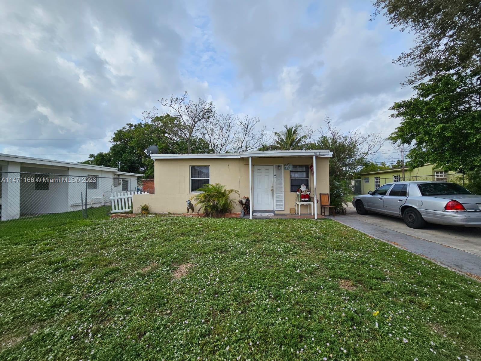 1817 NW 25th Ave, Fort Lauderdale FL 33311