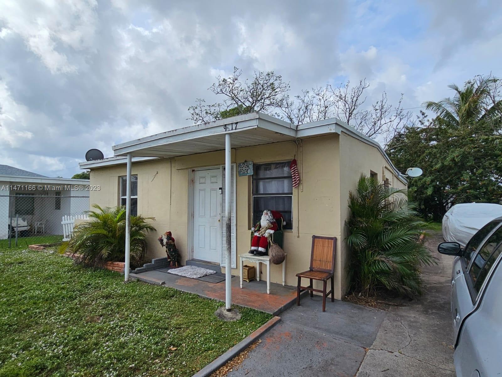 1817 NW 25th Ave, Fort Lauderdale FL 33311