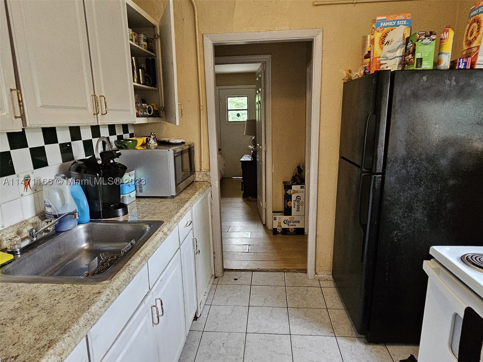 1817 NW 25th Ave, Fort Lauderdale FL 33311