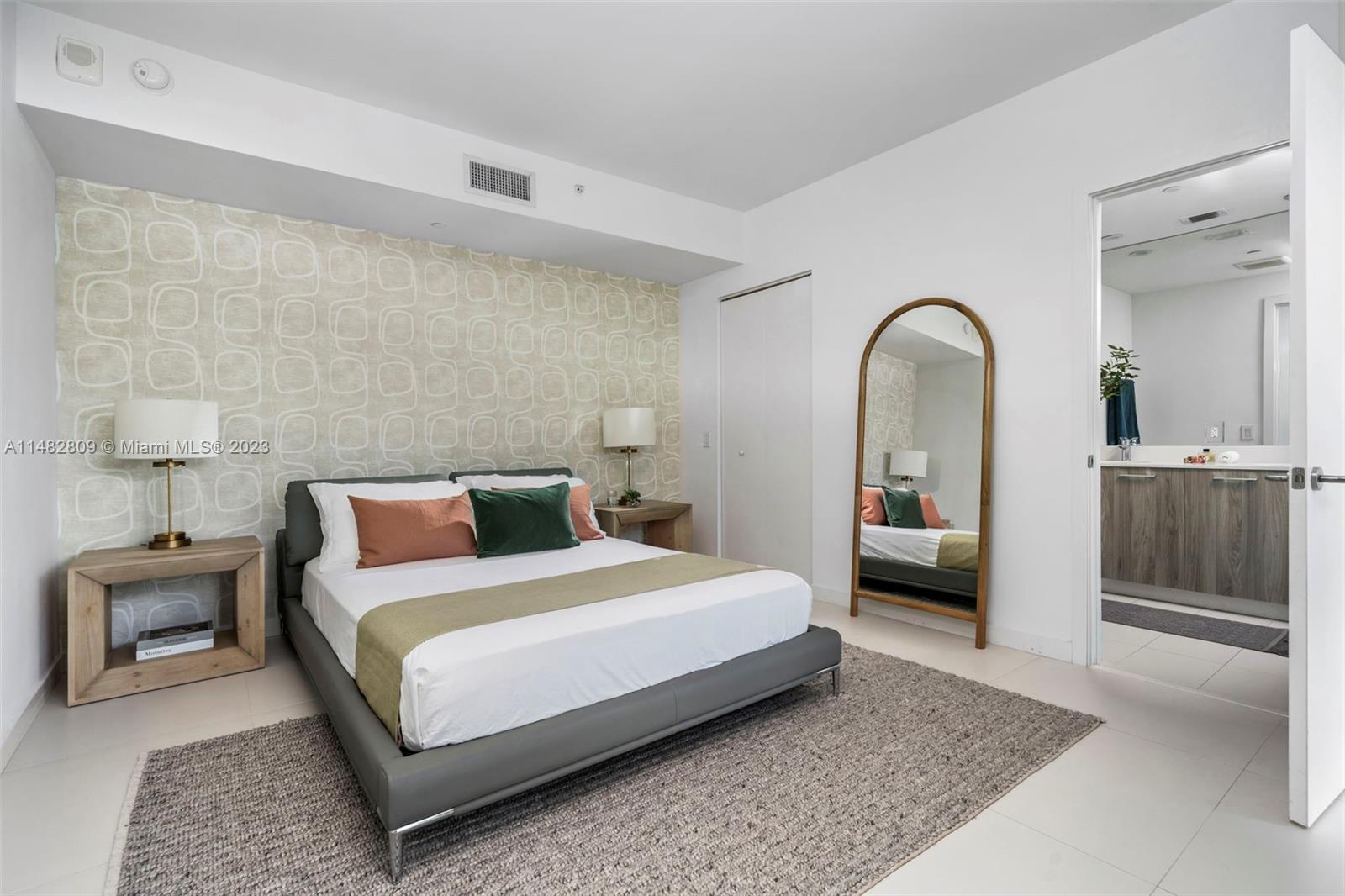 501 NE 31st St #3409, Miami FL 33137