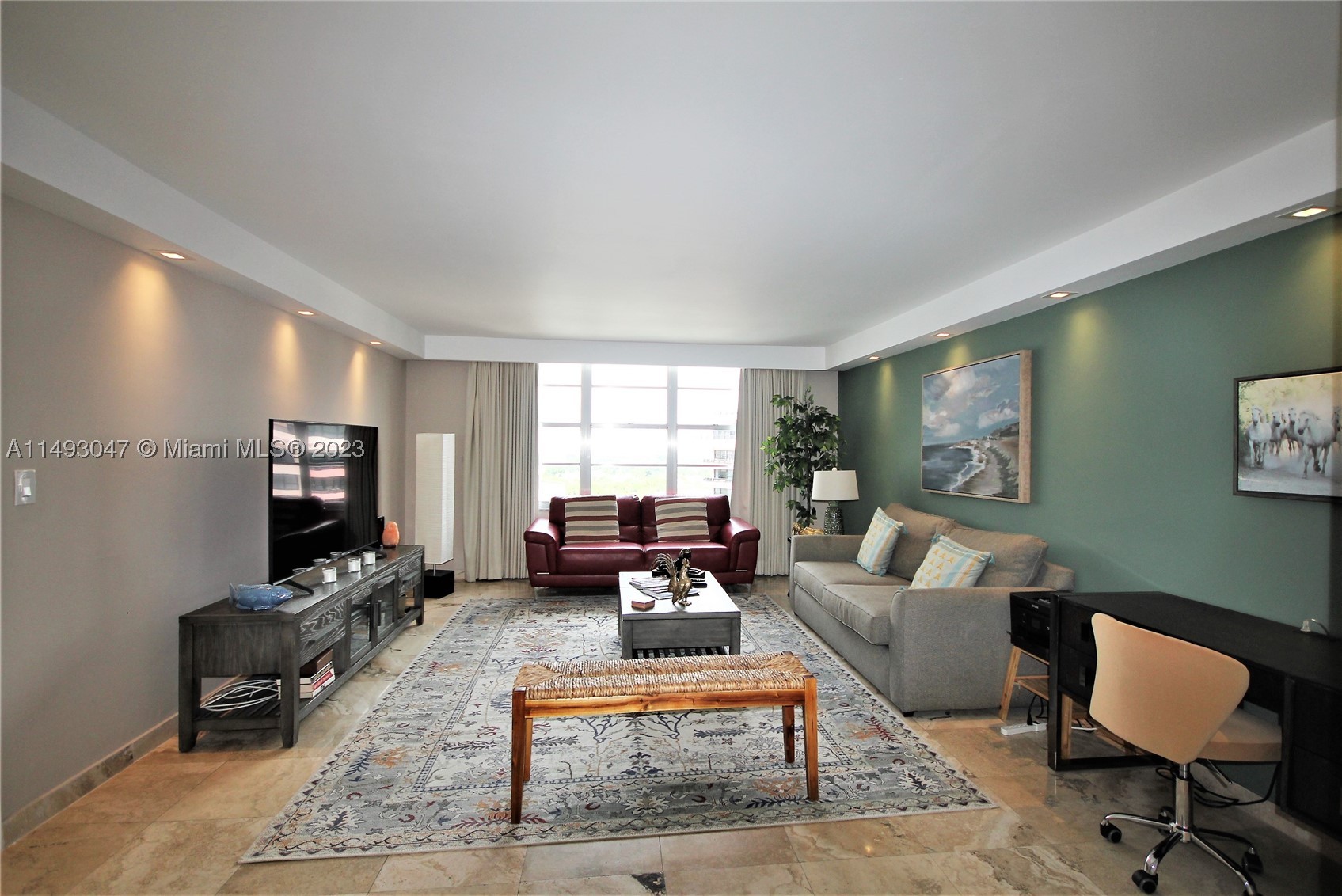5161 Collins Ave #1610, Miami Beach FL 33140