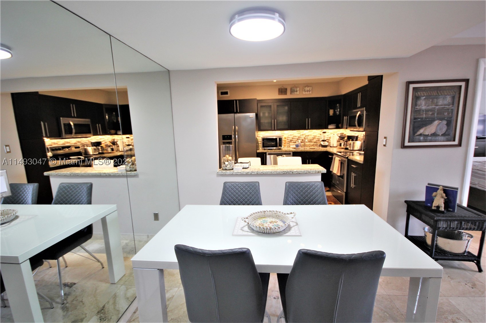 5161 Collins Ave #1610, Miami Beach FL 33140