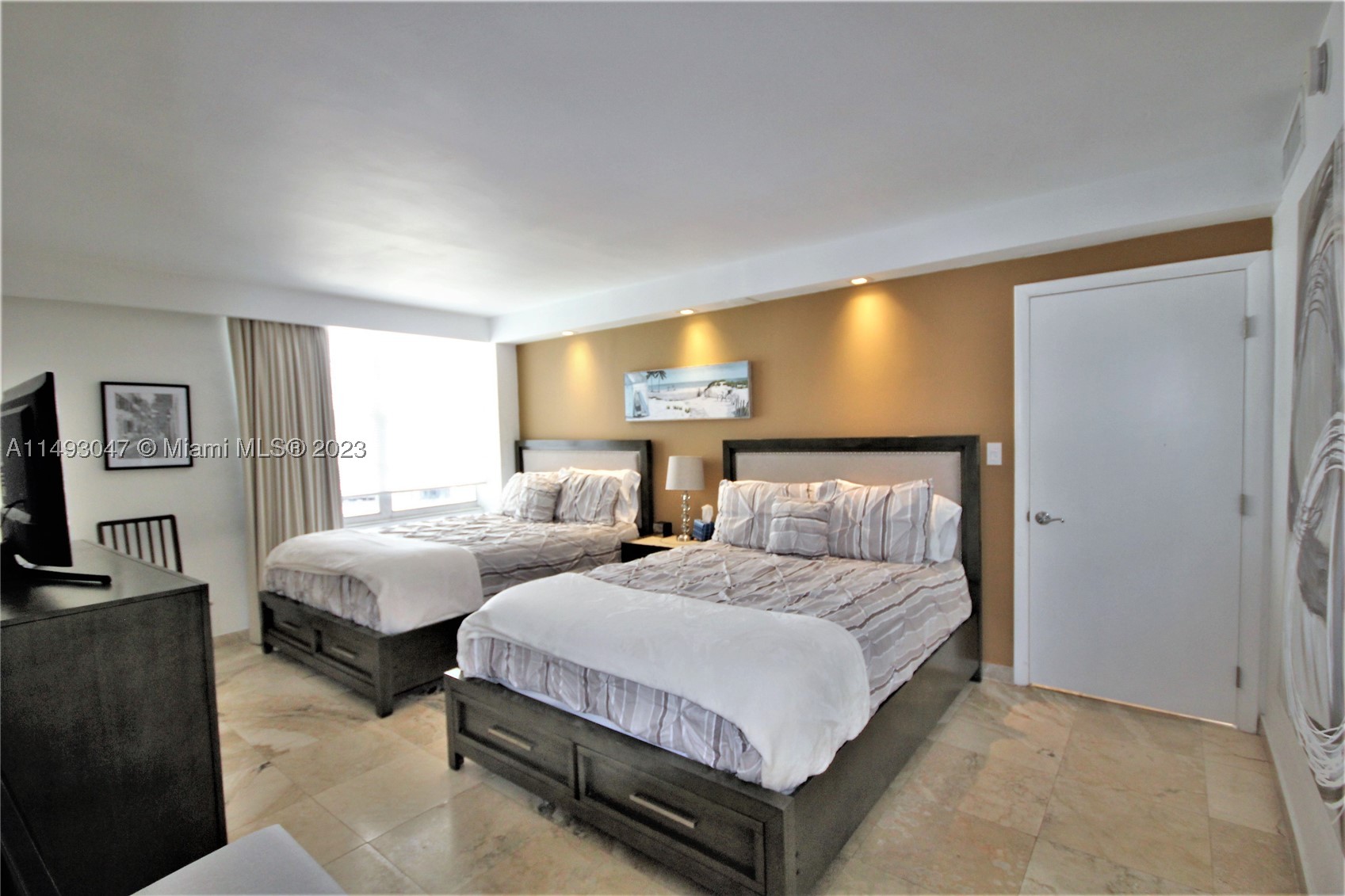 5161 Collins Ave #1610, Miami Beach FL 33140