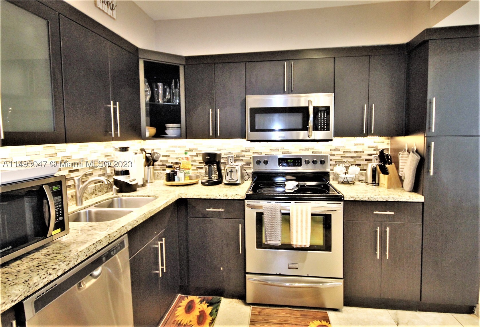 5161 Collins Ave #1610, Miami Beach FL 33140