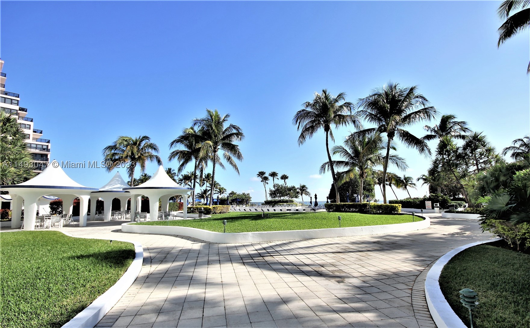 5161 Collins Ave #1610, Miami Beach FL 33140