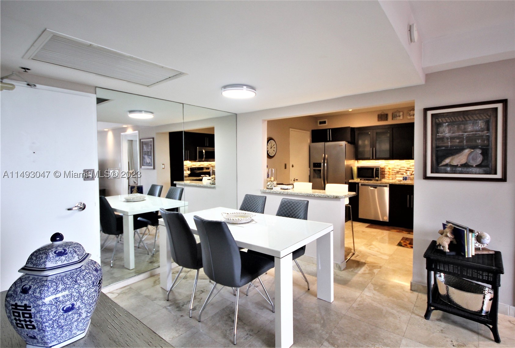 5161 Collins Ave #1610, Miami Beach FL 33140
