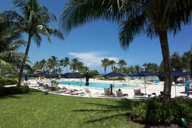 5161 Collins Ave #1610, Miami Beach FL 33140