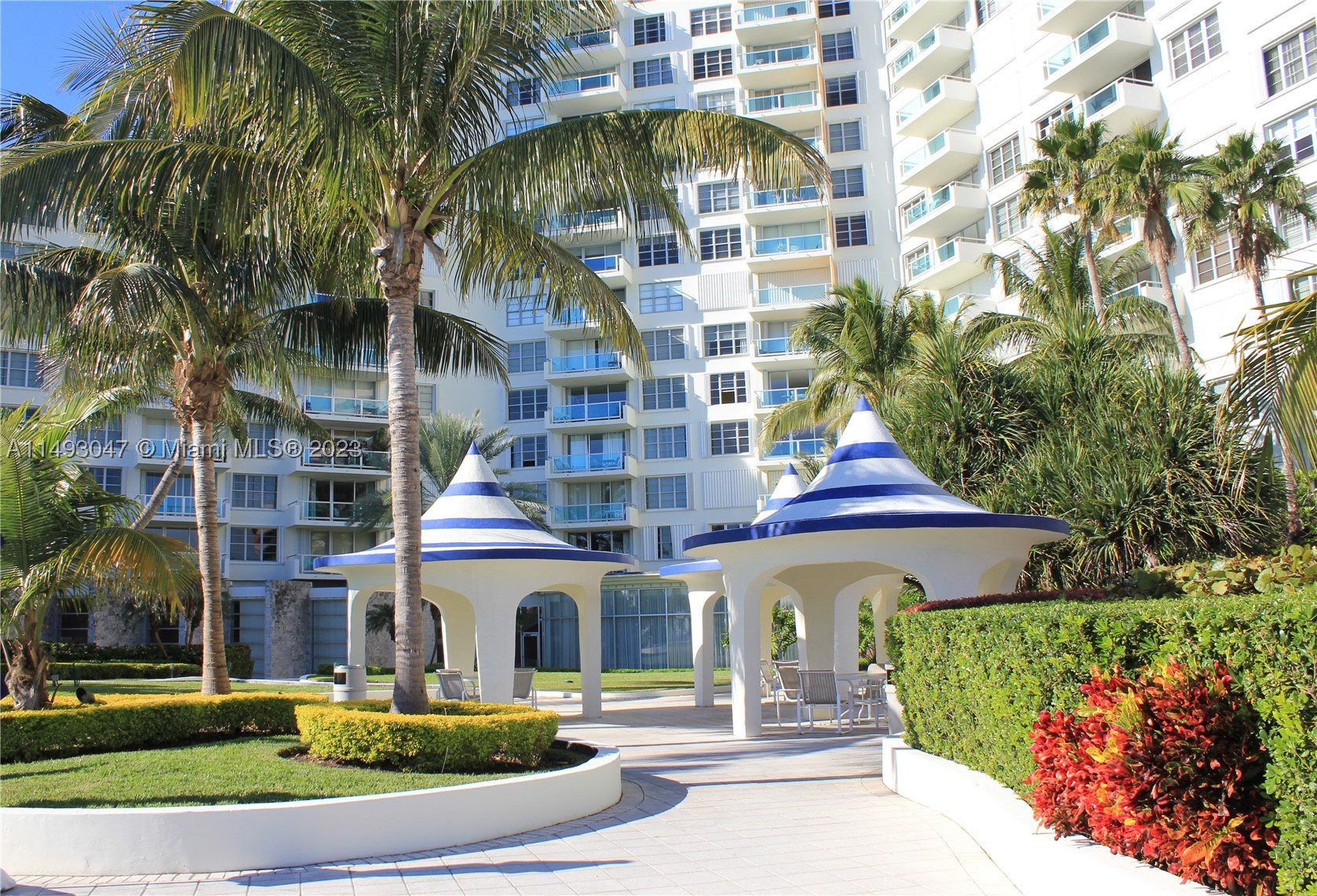 5161 Collins Ave #1610, Miami Beach FL 33140