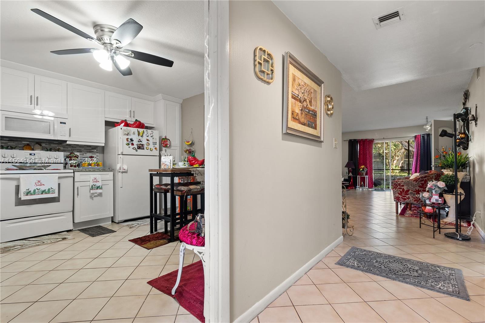 281 S Hollybrook Dr #103, Pembroke Pines FL 33025