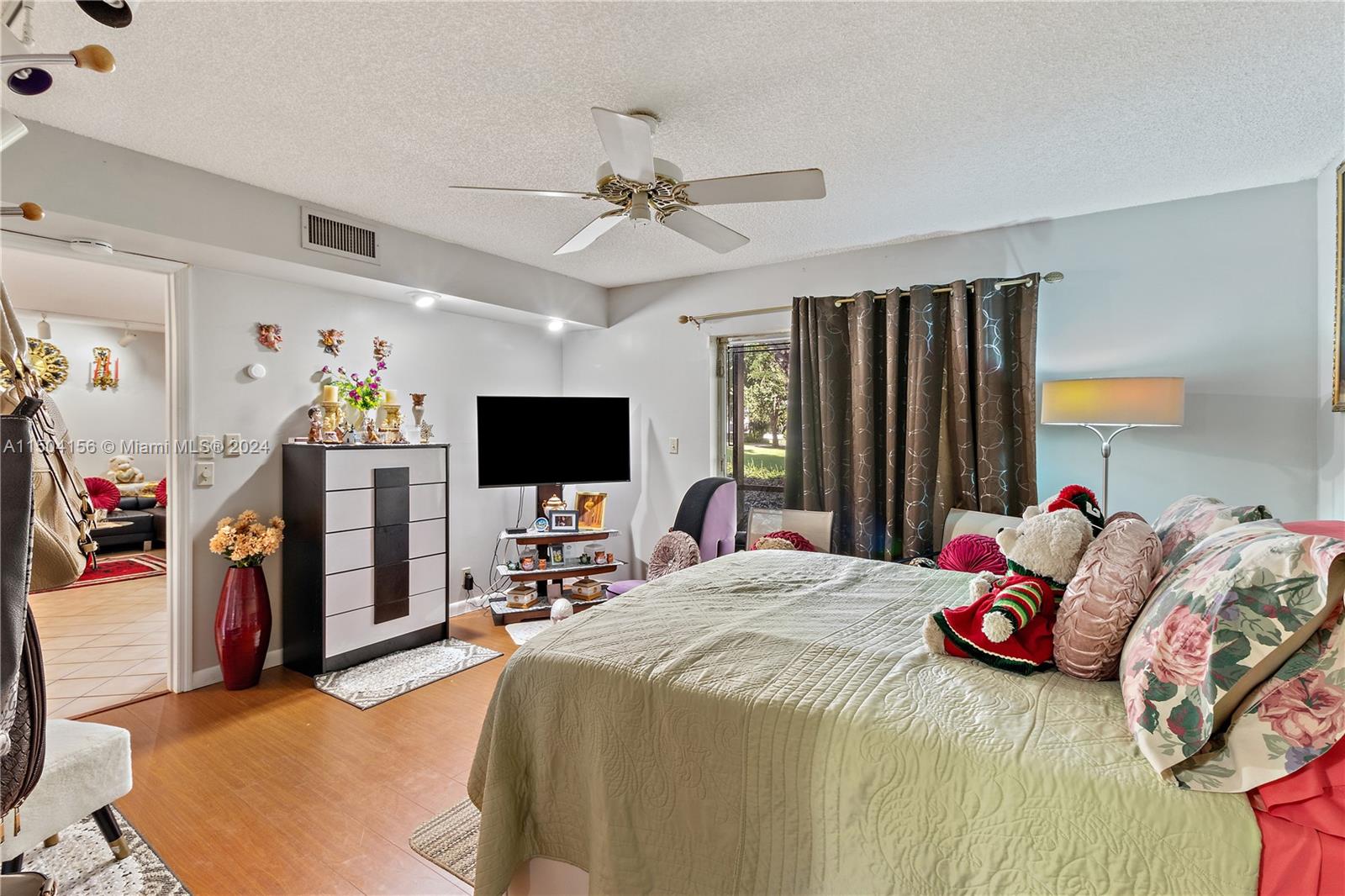 281 S Hollybrook Dr #103, Pembroke Pines FL 33025