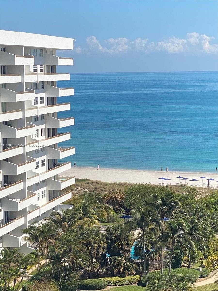 199 Ocean Lane Dr #1112, Key Biscayne FL 33149