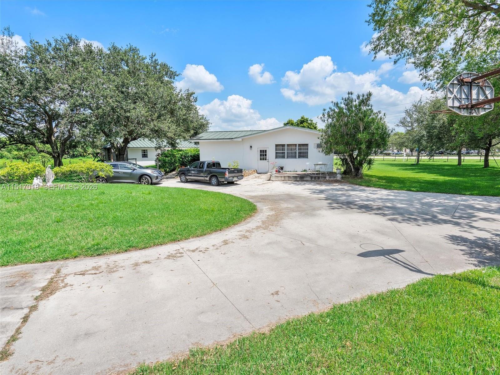 5901 SW 160th Ave, Southwest Ranches FL 33331
