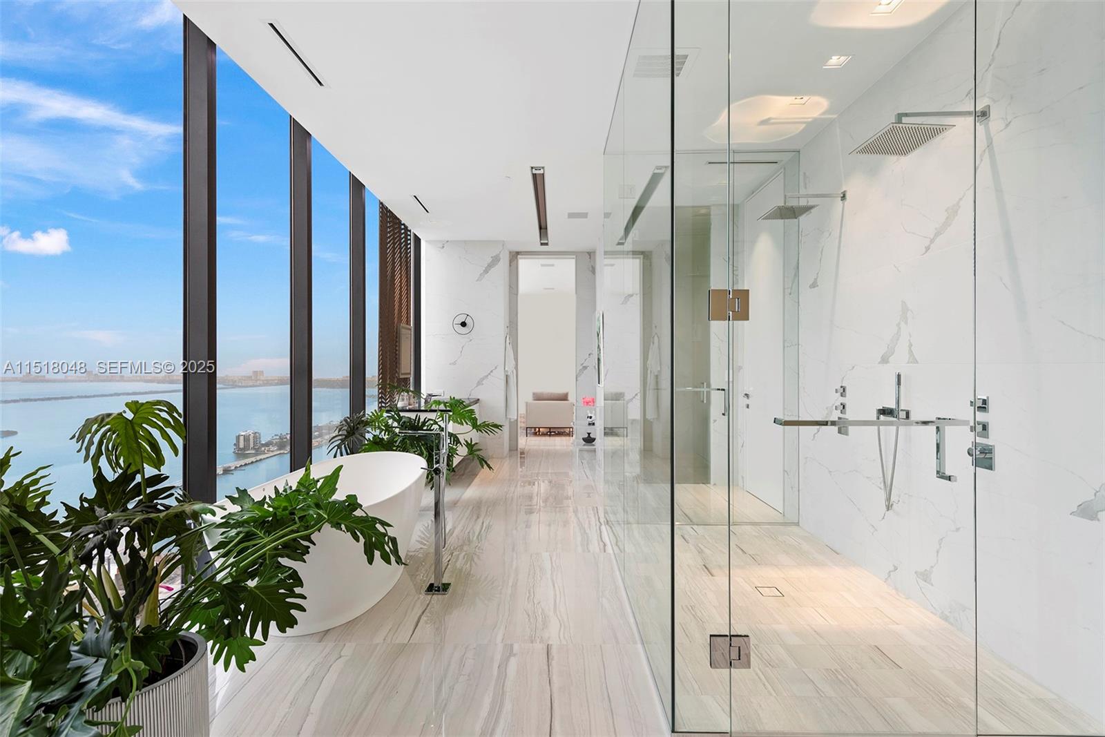 1000 Biscayne Blvd #5501, Miami FL 33132