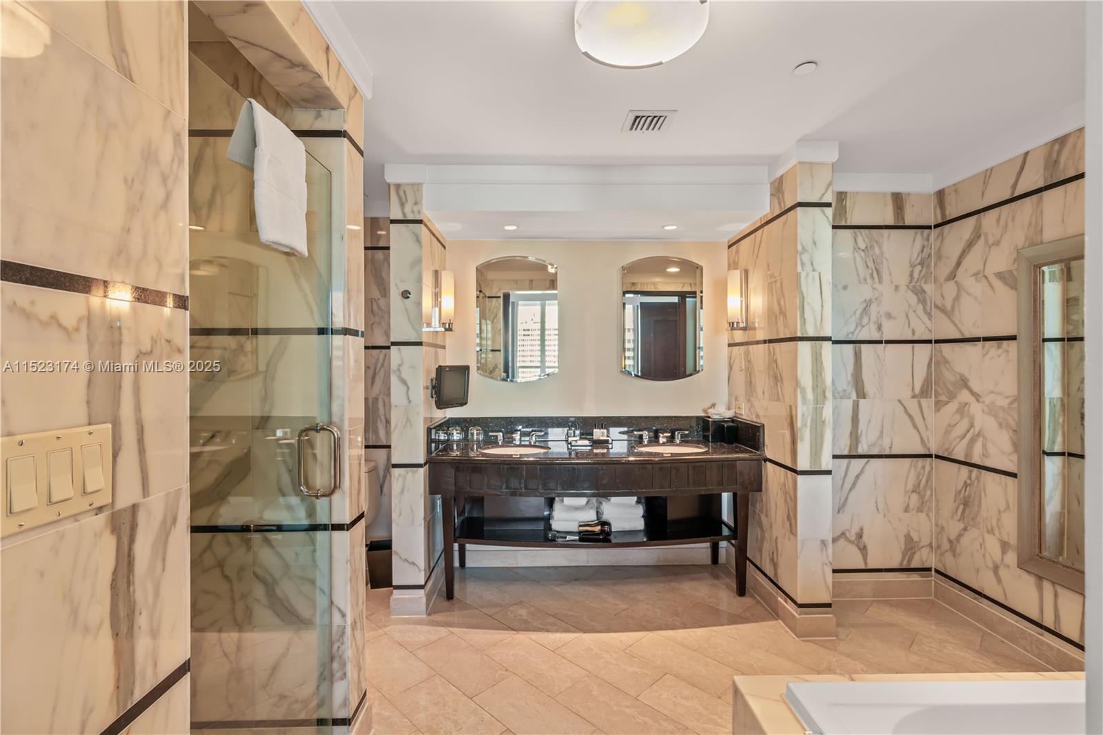 4391 COLLINS AV #1007, Miami Beach FL 33140