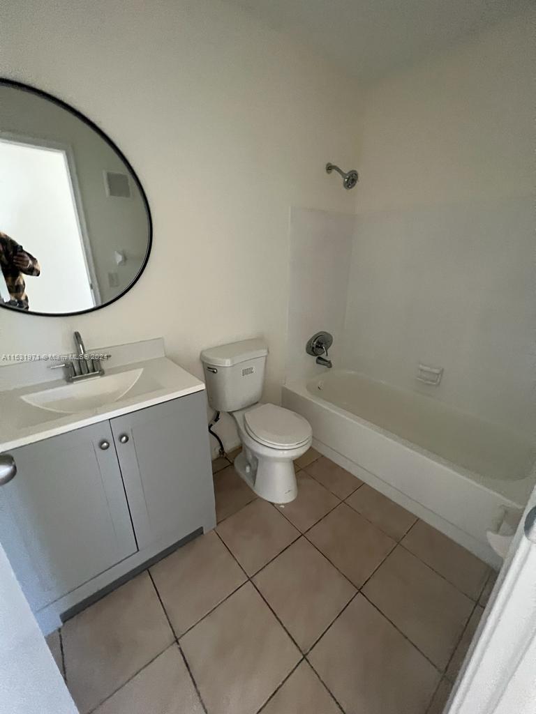 11520 NW 31st Pl, Sunrise FL 33323