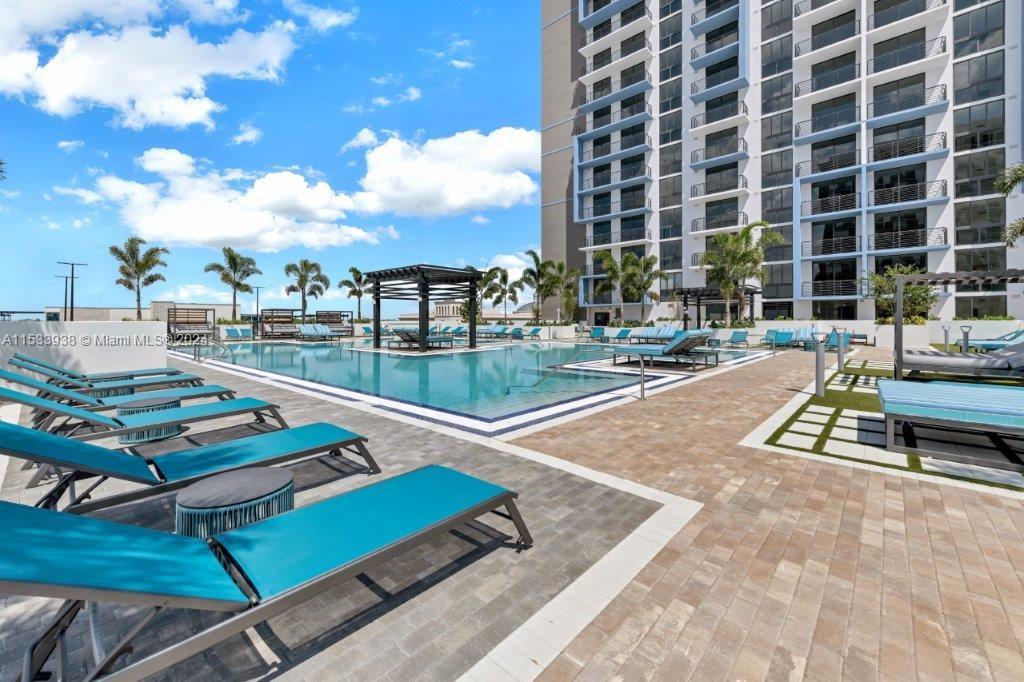 5350 NW 84th Ave #1604, Doral FL 33166