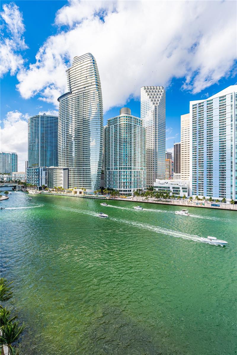 900 Brickell Key Blvd #1002, Miami FL 33131