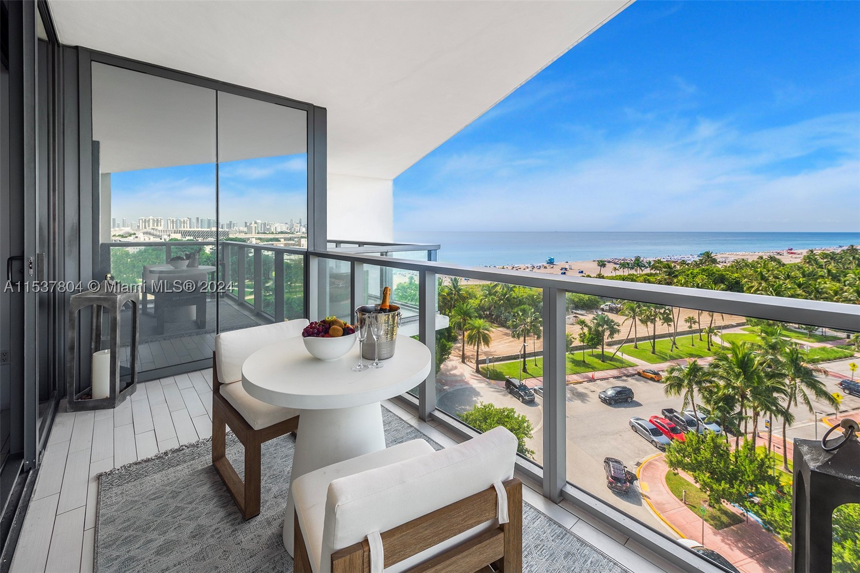 2201 Collins Ave #814, Miami Beach FL 33139