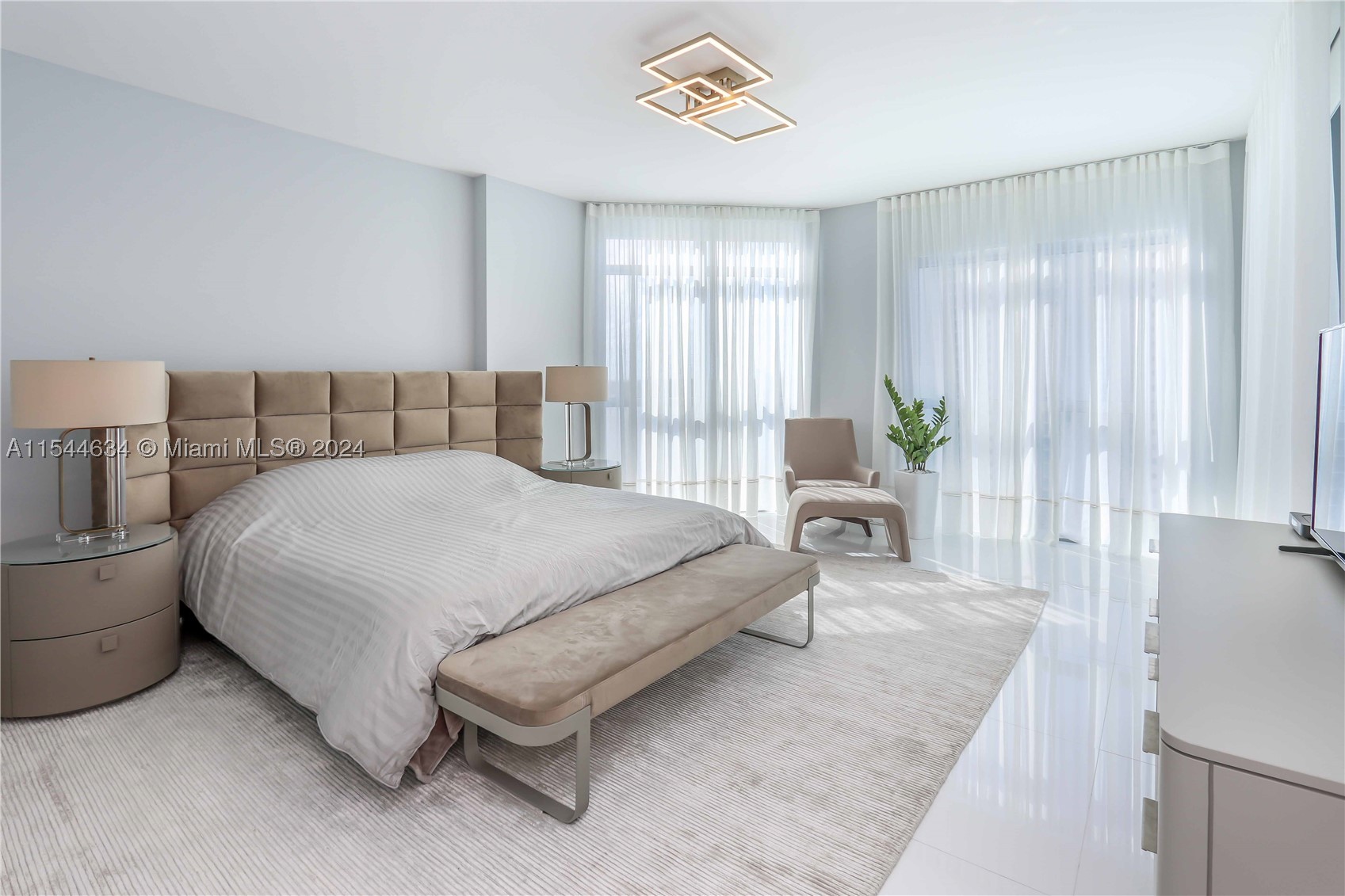 17301 Biscayne Blvd #1201, North Miami Beach FL 33160