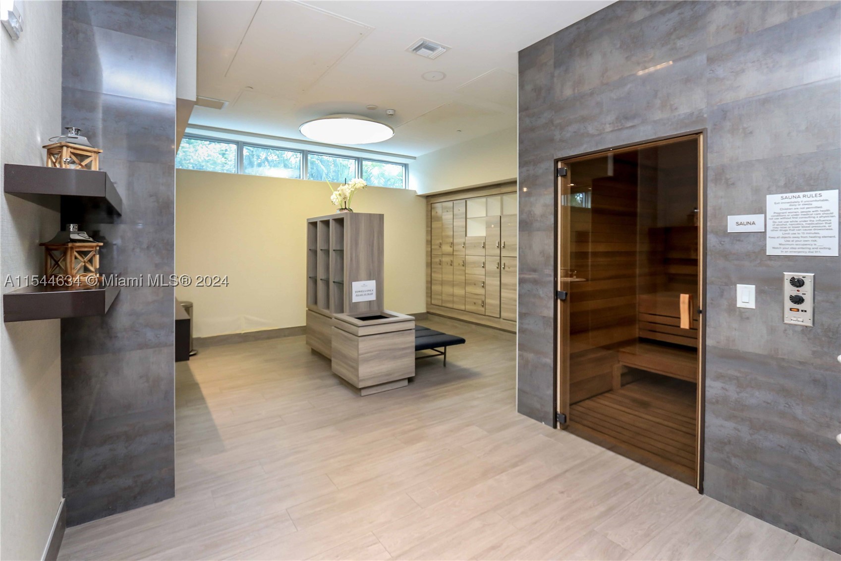 17301 Biscayne Blvd #1201, North Miami Beach FL 33160
