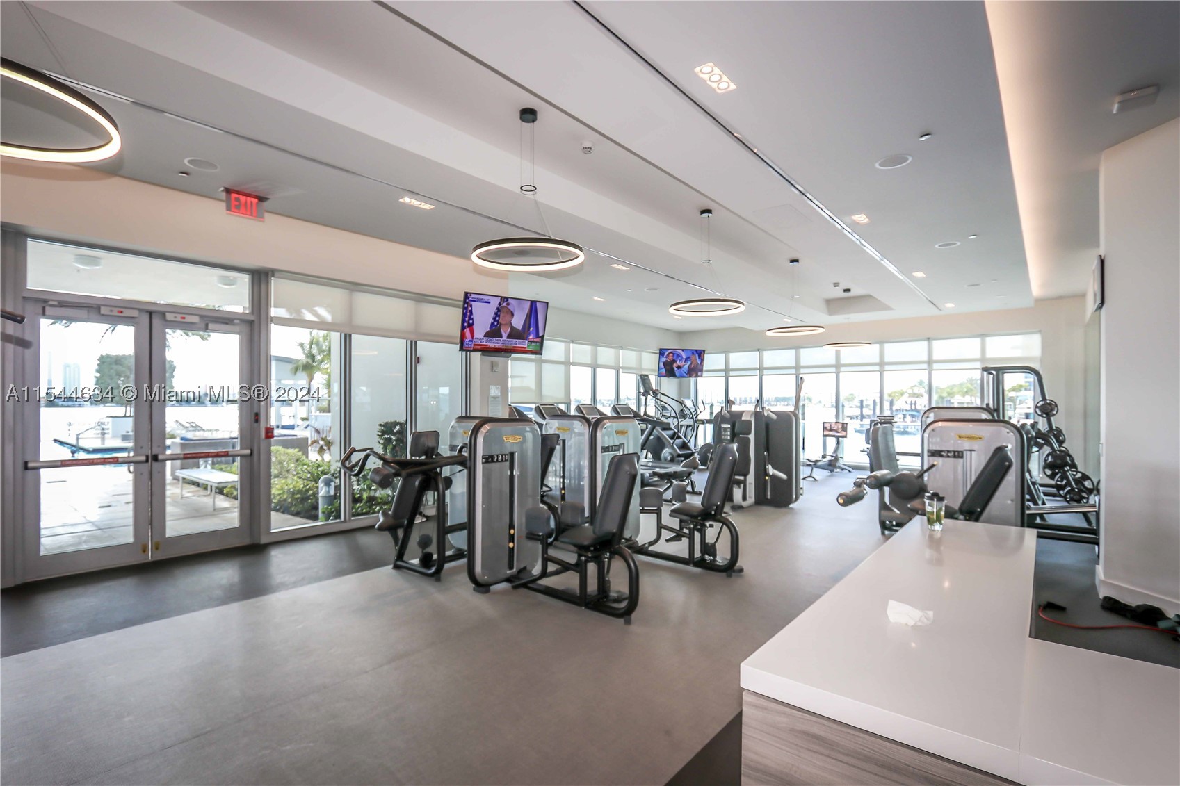 17301 Biscayne Blvd #1201, North Miami Beach FL 33160