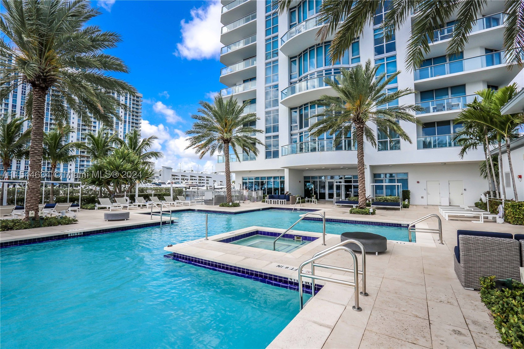 17301 Biscayne Blvd #1201, North Miami Beach FL 33160