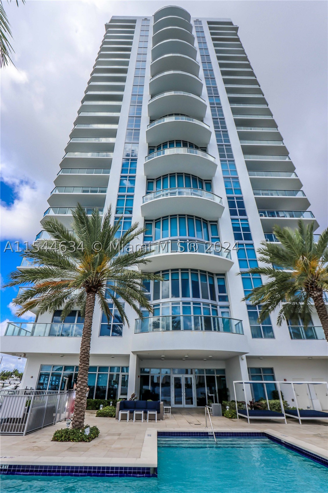 17301 Biscayne Blvd #1201, North Miami Beach FL 33160