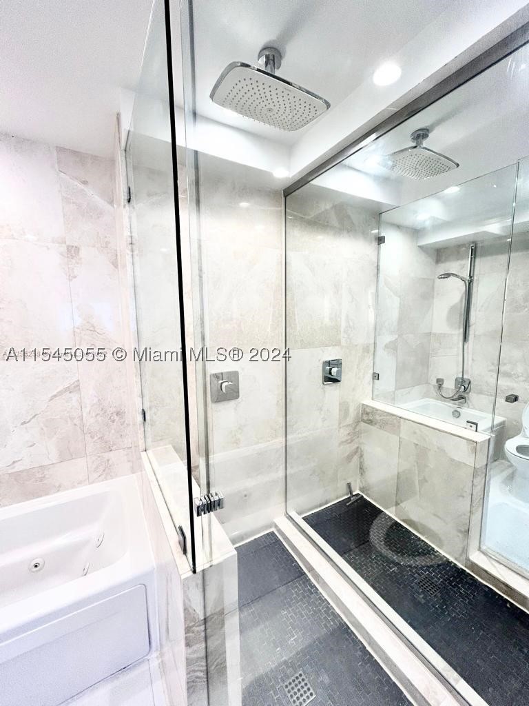 Miami Beach FL 33139 - A11545055