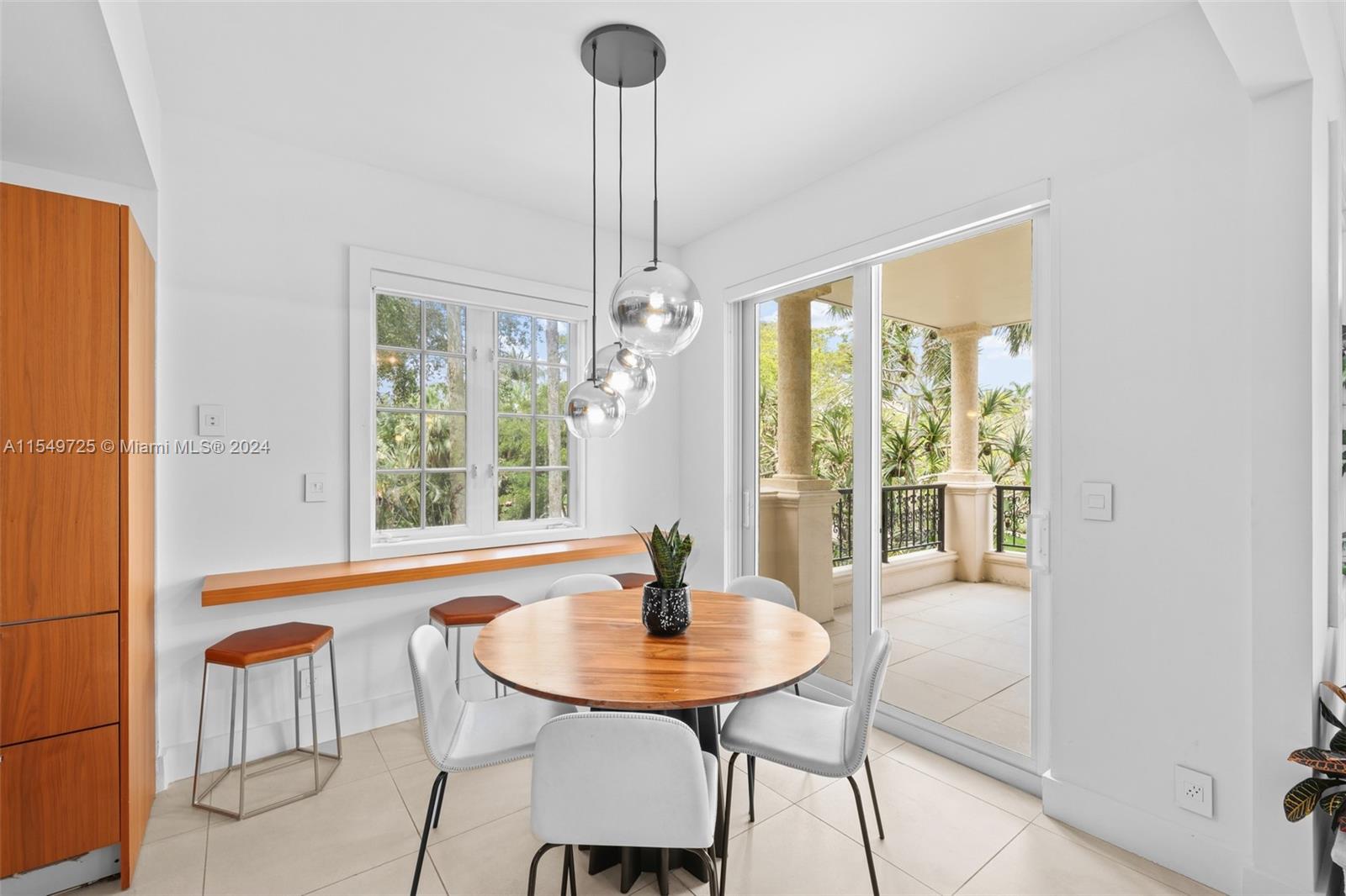 19127 Fisher Island Dr #19127, Miami Beach FL 33109