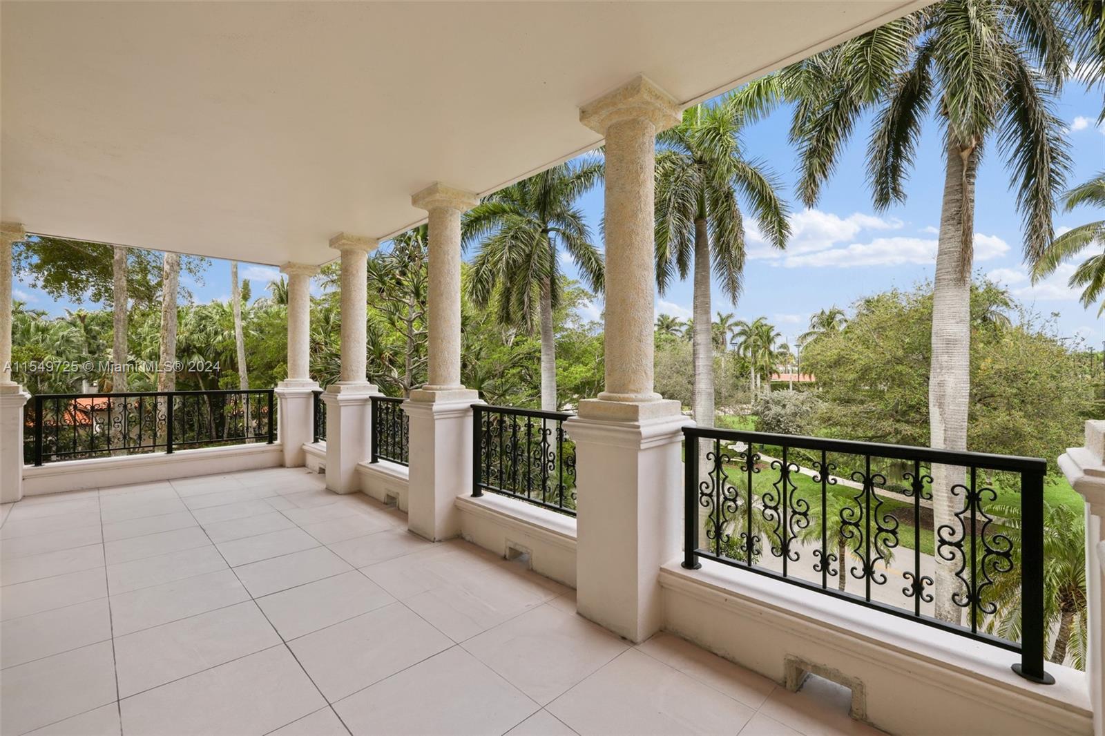 19127 Fisher Island Dr #19127, Miami Beach FL 33109
