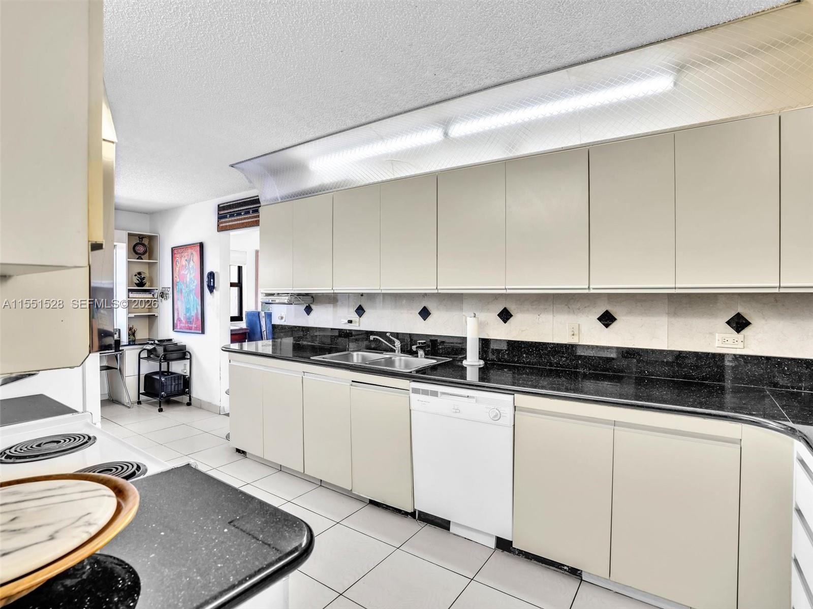 1201 S Ocean Dr #1112N, Hollywood FL 33019