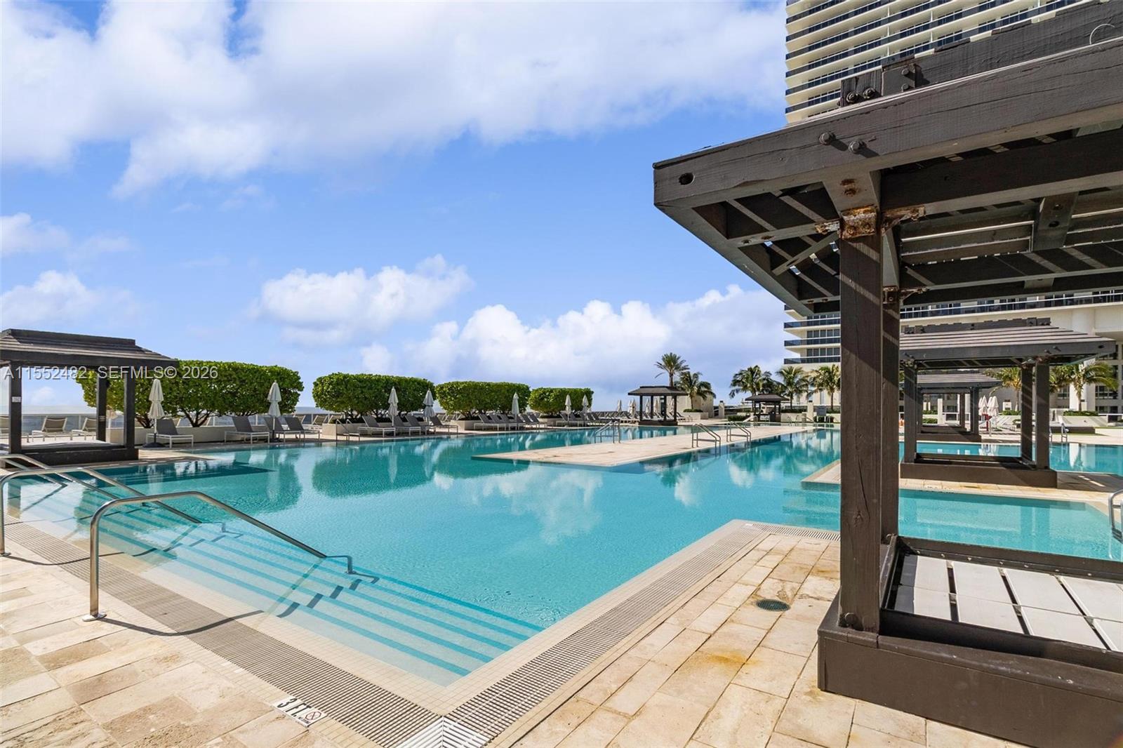 1830 S Ocean Dr #5005, Hallandale Beach FL 33009