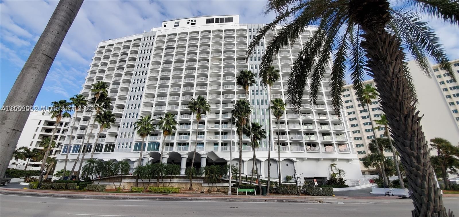 5401 Collins Ave #209, Miami Beach FL 33140