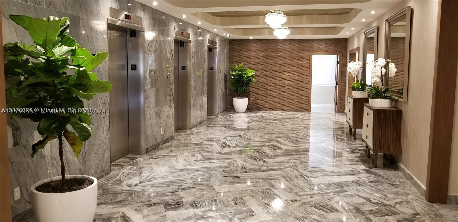 5401 Collins Ave #209, Miami Beach FL 33140
