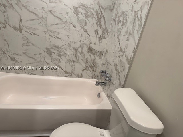 5401 Collins Ave #209, Miami Beach FL 33140