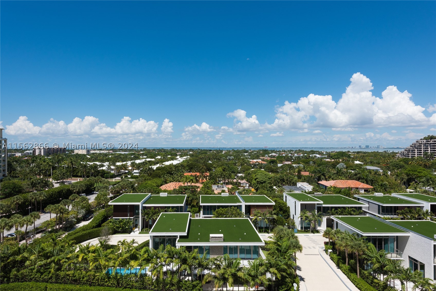 360 Ocean Dr #905S, Key Biscayne FL 33149