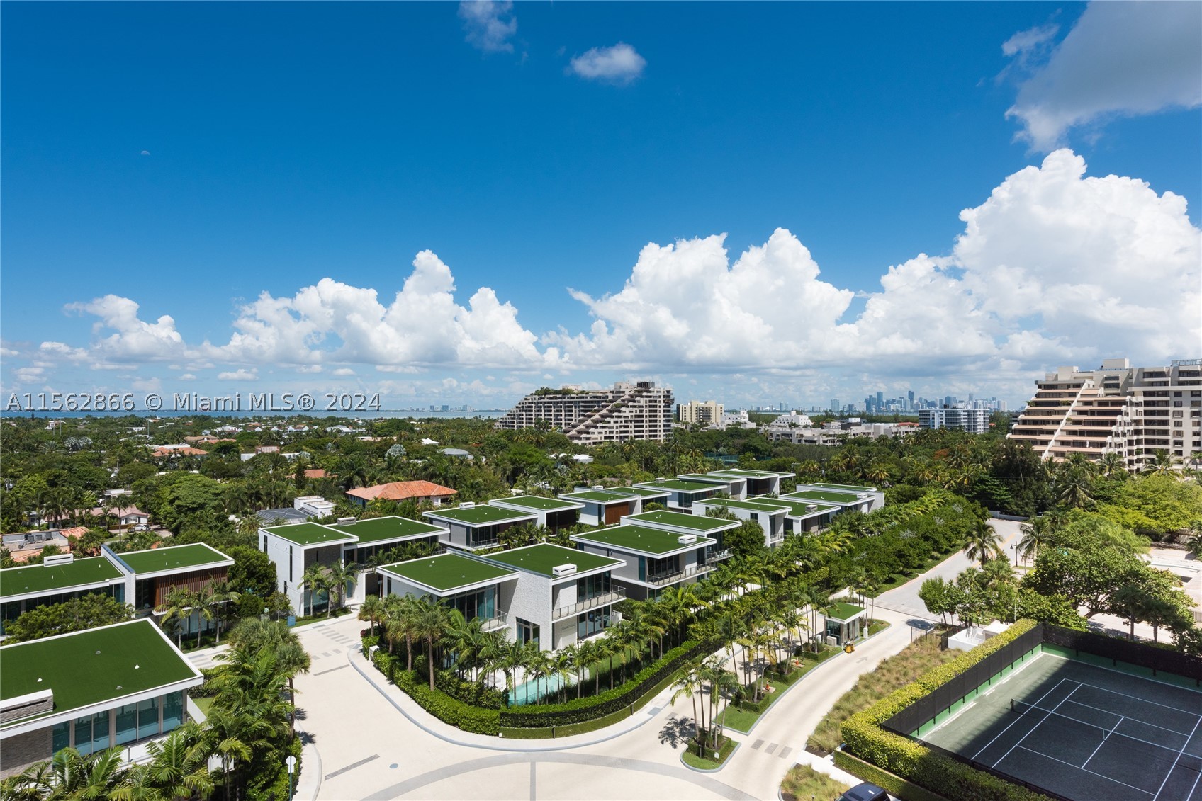360 Ocean Dr #905S, Key Biscayne FL 33149