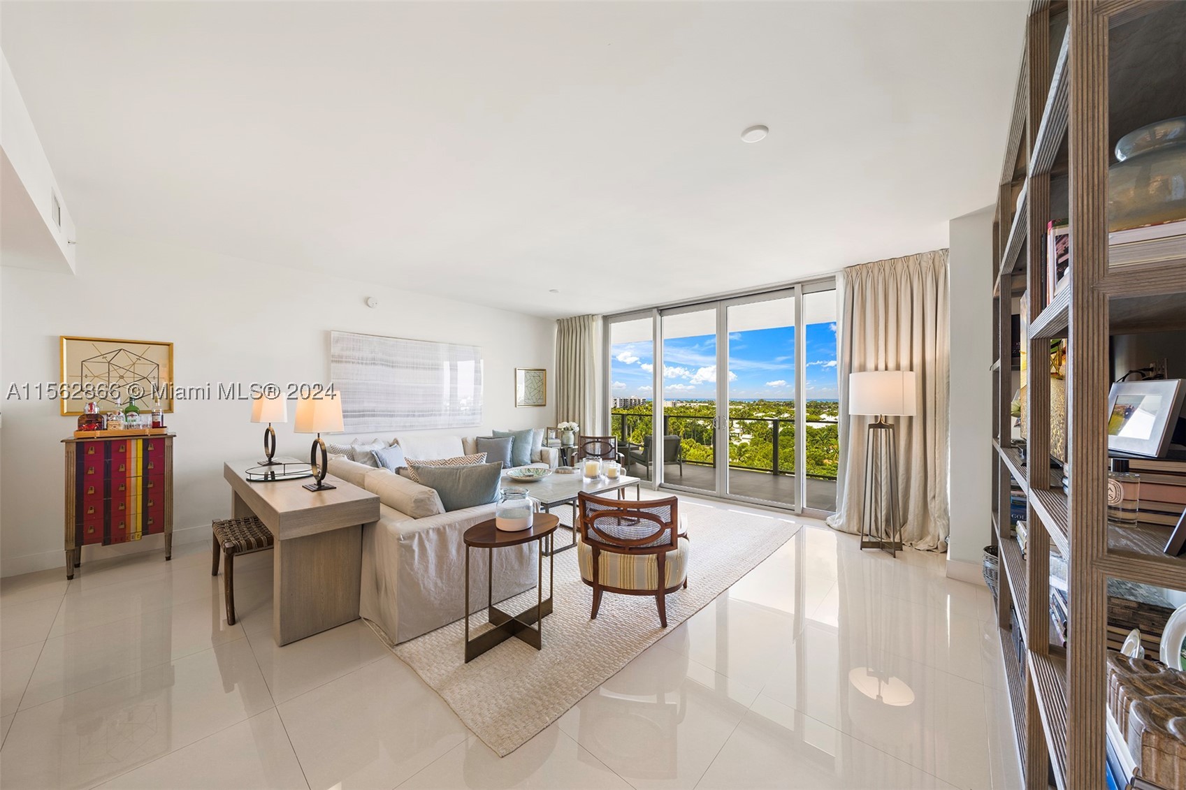 360 Ocean Dr #905S, Key Biscayne FL 33149