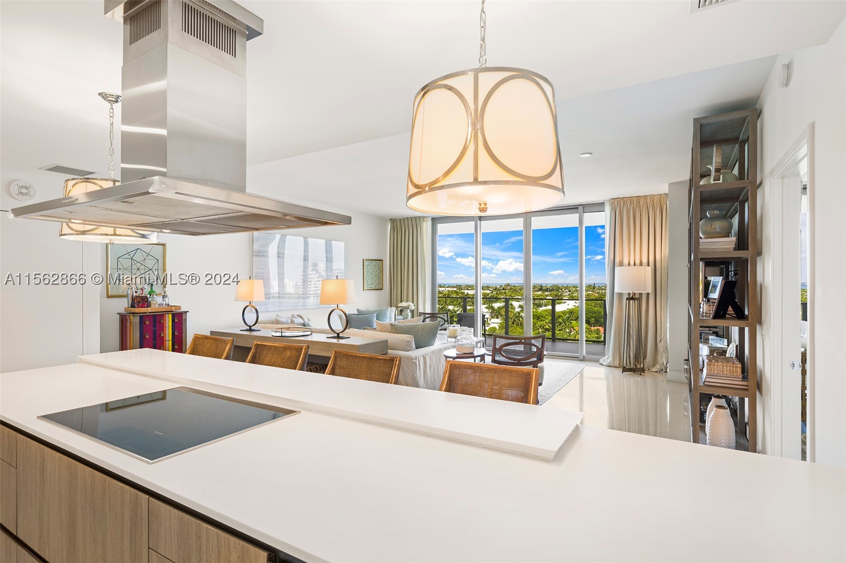 360 Ocean Dr #905S, Key Biscayne FL 33149