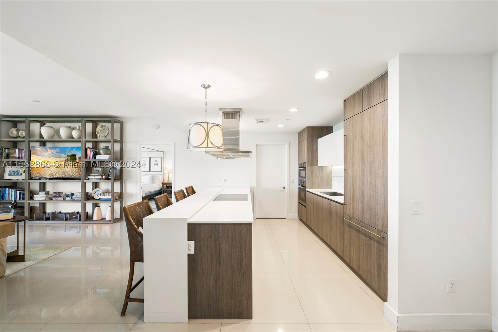 360 Ocean Dr #905S, Key Biscayne FL 33149