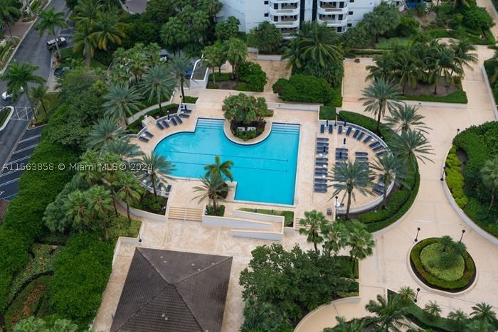 21205 Yacht Club Dr #PH09, Aventura FL 33180