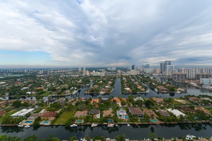 21205 Yacht Club Dr #PH09, Aventura FL 33180