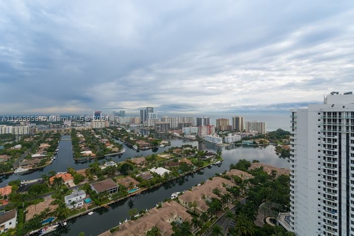 21205 Yacht Club Dr #PH09, Aventura FL 33180