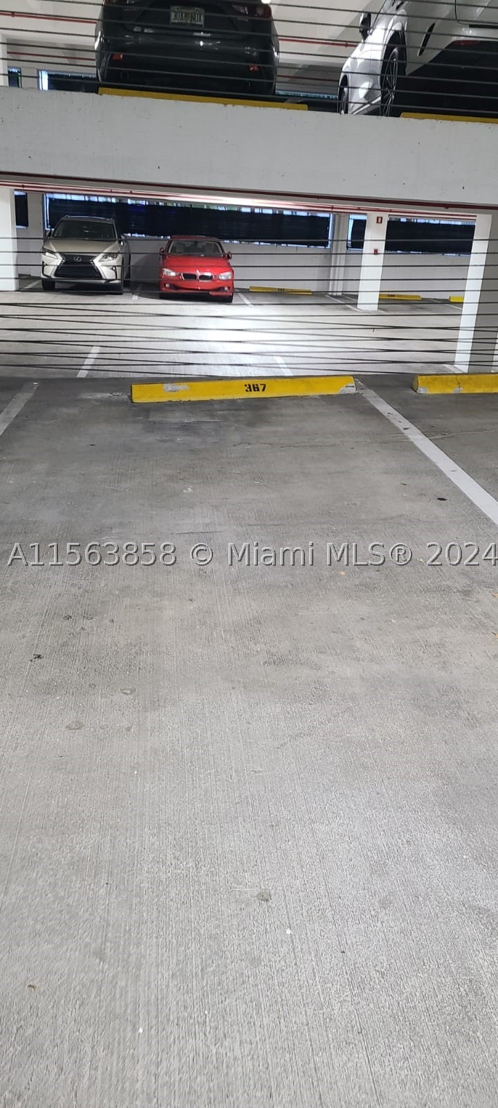 21205 Yacht Club Dr #PH09, Aventura FL 33180