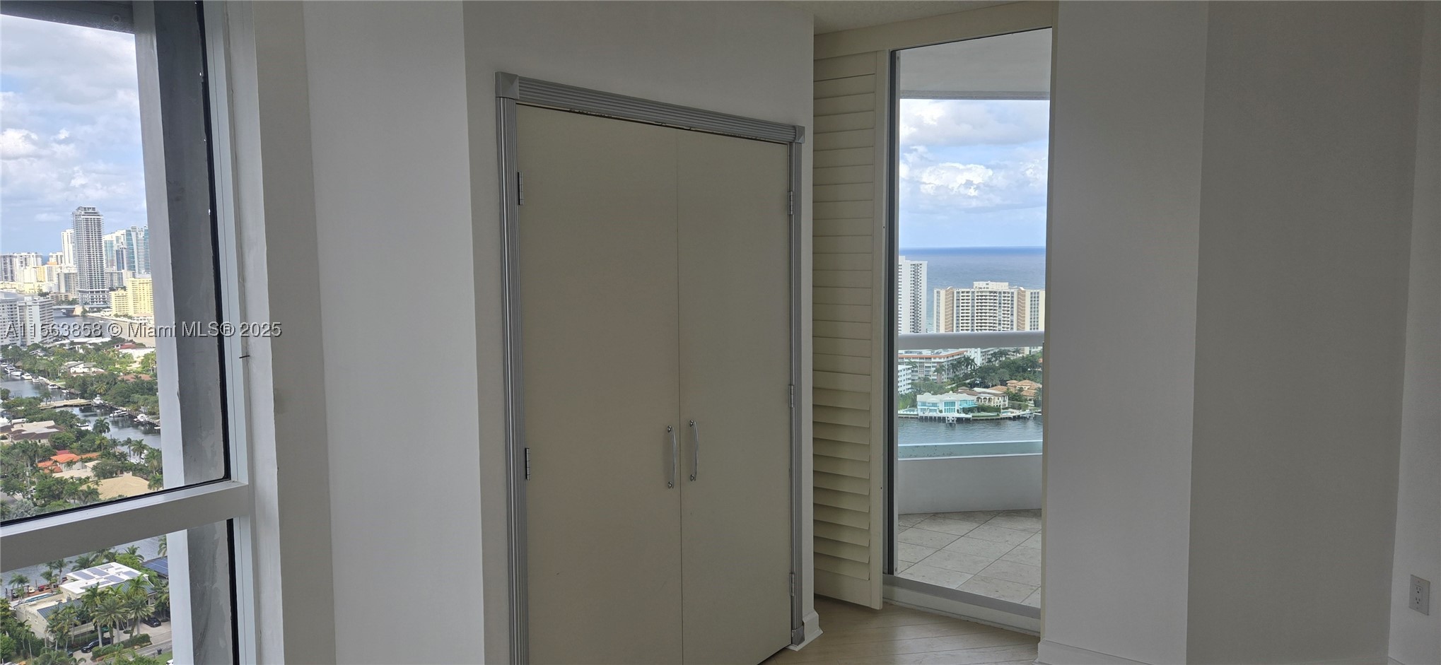 21205 Yacht Club Dr #PH09, Aventura FL 33180