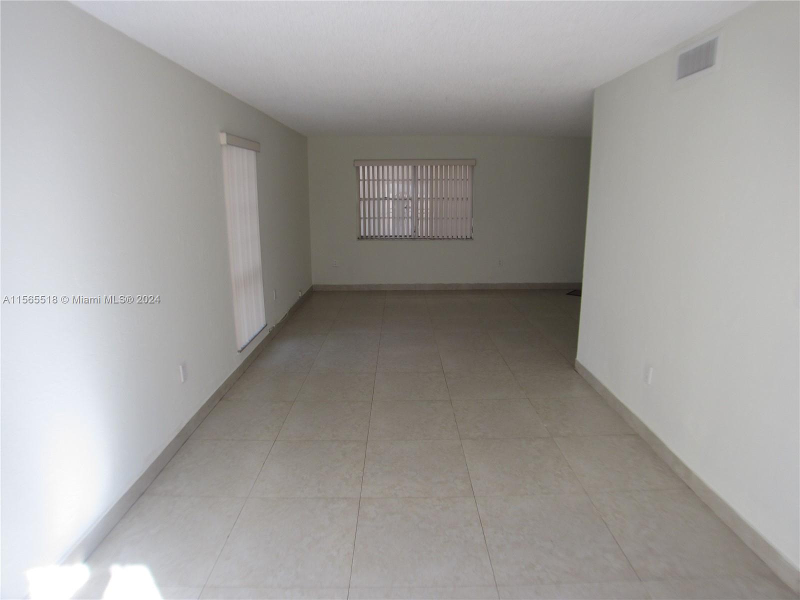 10 SW 108th Ave #E8, Sweetwater FL 33174