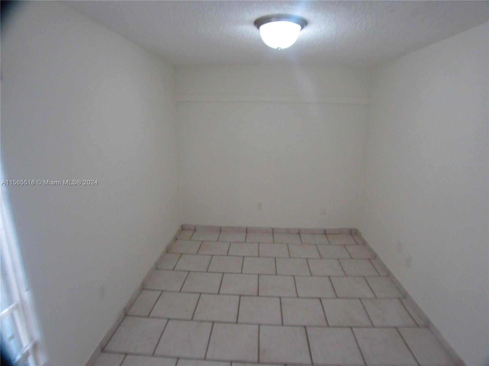 10 SW 108th Ave #E8, Sweetwater FL 33174