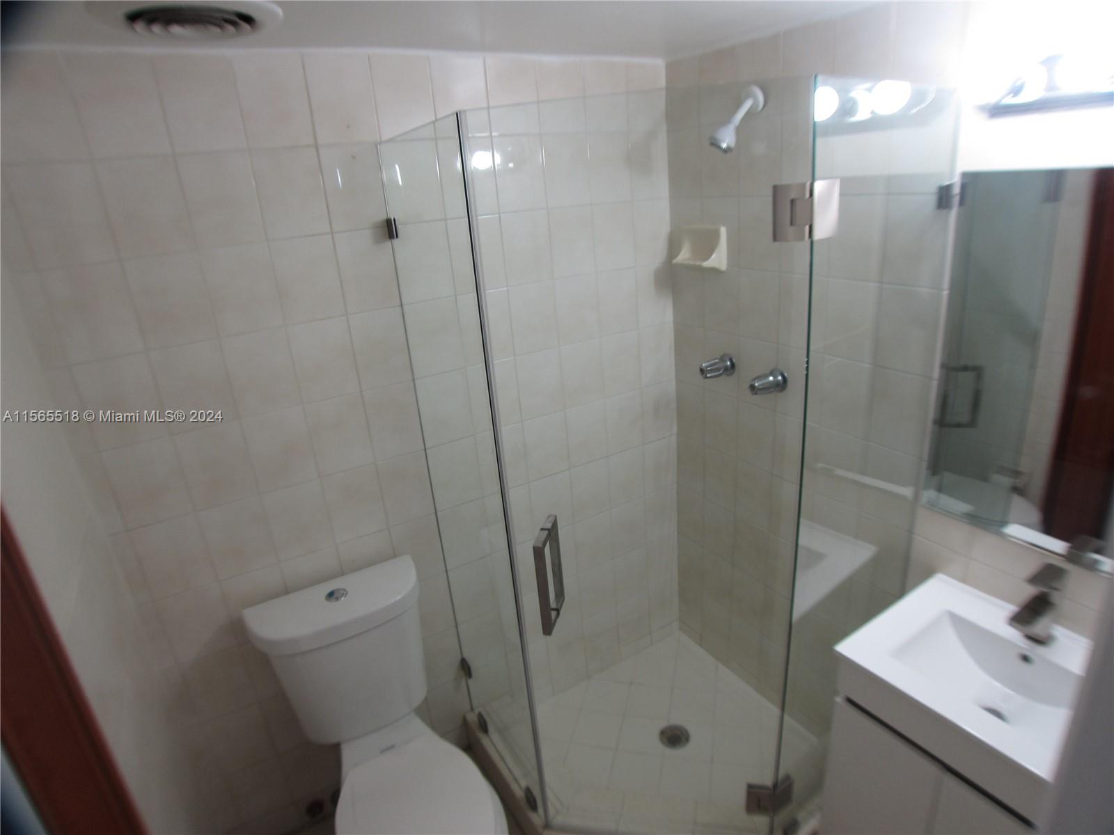 10 SW 108th Ave #E8, Sweetwater FL 33174