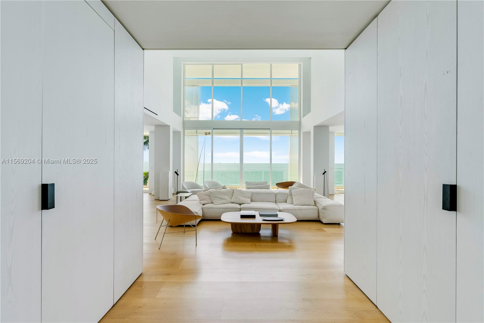 440 S Mashta Dr, Key Biscayne FL 33149