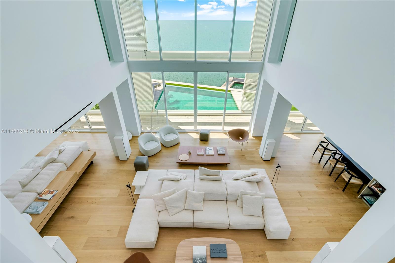 440 S Mashta Dr, Key Biscayne FL 33149